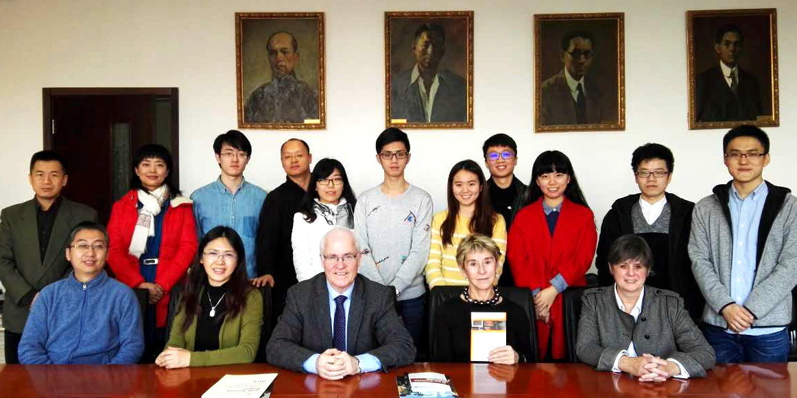 英国新闻道德联盟主任艾登·怀特代表团等来访人大杏盛