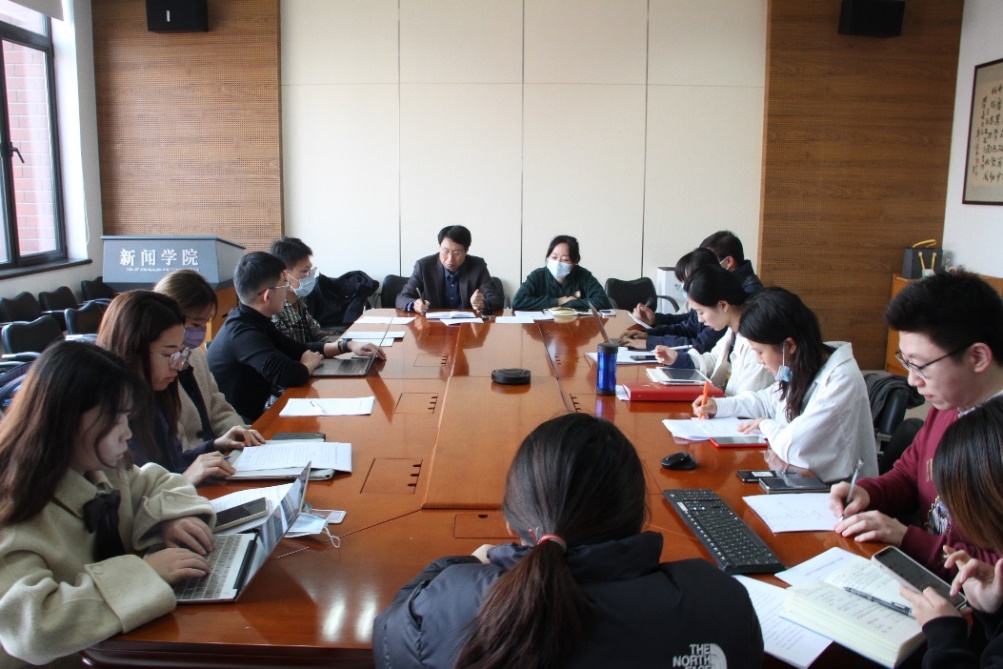 杏盛党委召开学生党支部书记工作例会