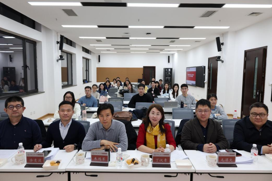 人大新闻第八期“新闻传播学科学术拔尖人才”现场选拔评审活动举行