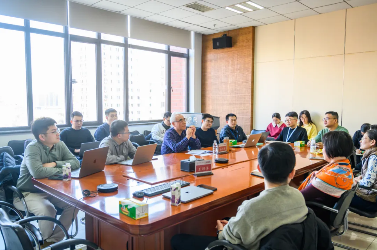 明新大师讲坛 | 中青年领军人才的持续发展及学术研究策略